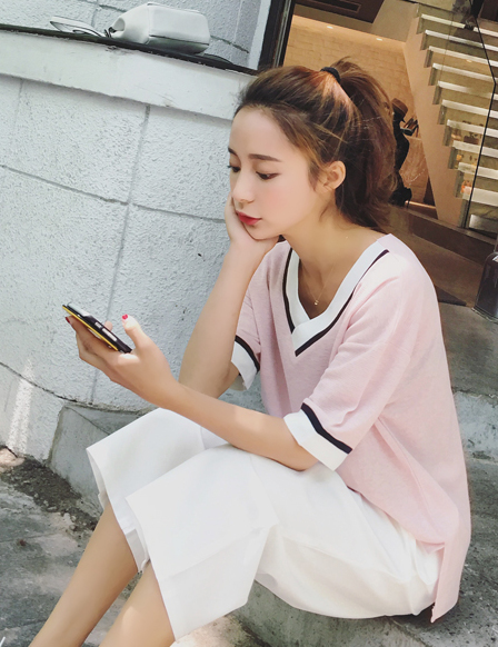 果果家 2016夏季新款拼色V领T恤女百搭薄款宽松五分袖上衣 M2311|1c1fgi